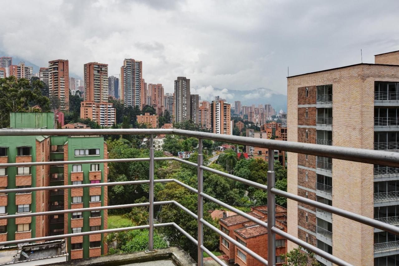 Cyan Suites Poblado By Mde Bnb Medellín Exteriér fotografie