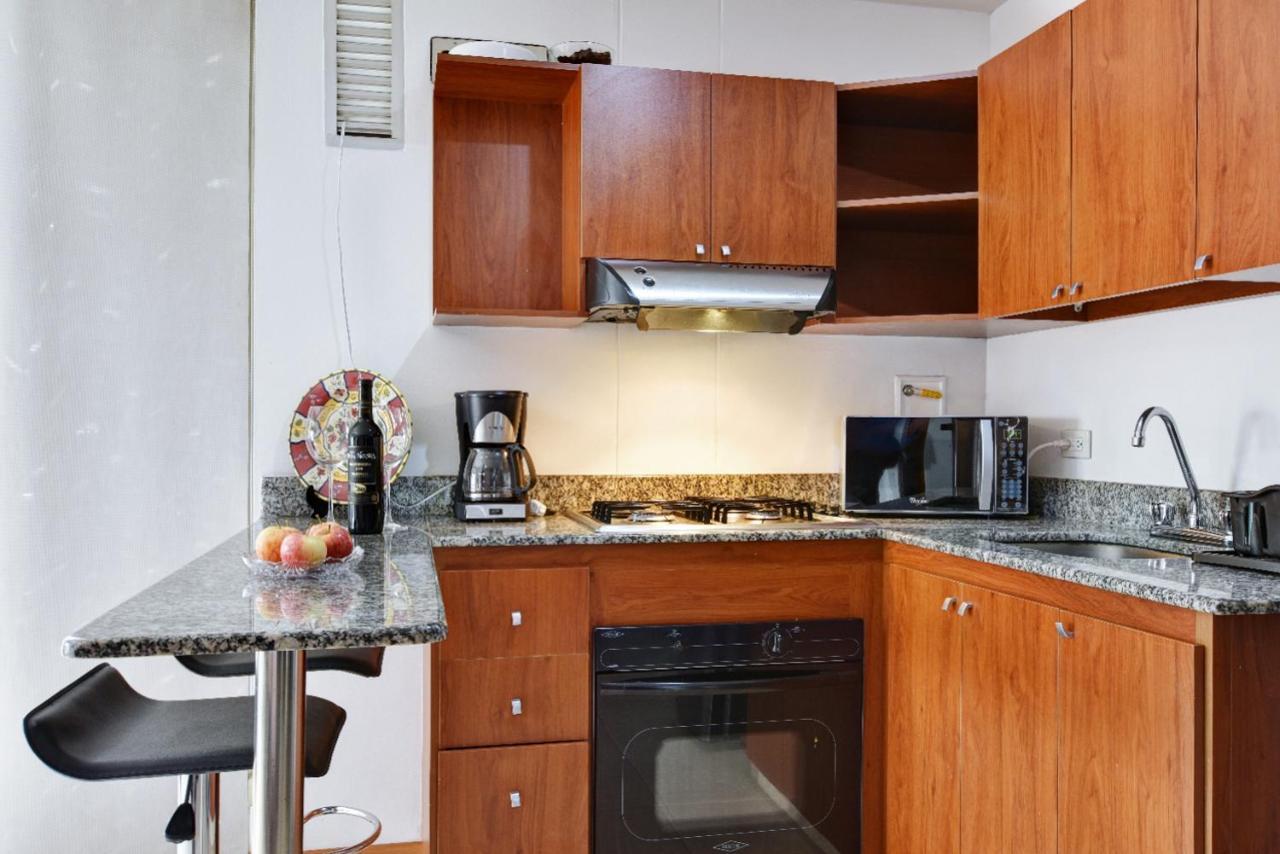 Cyan Suites Poblado By Mde Bnb Medellín Exteriér fotografie