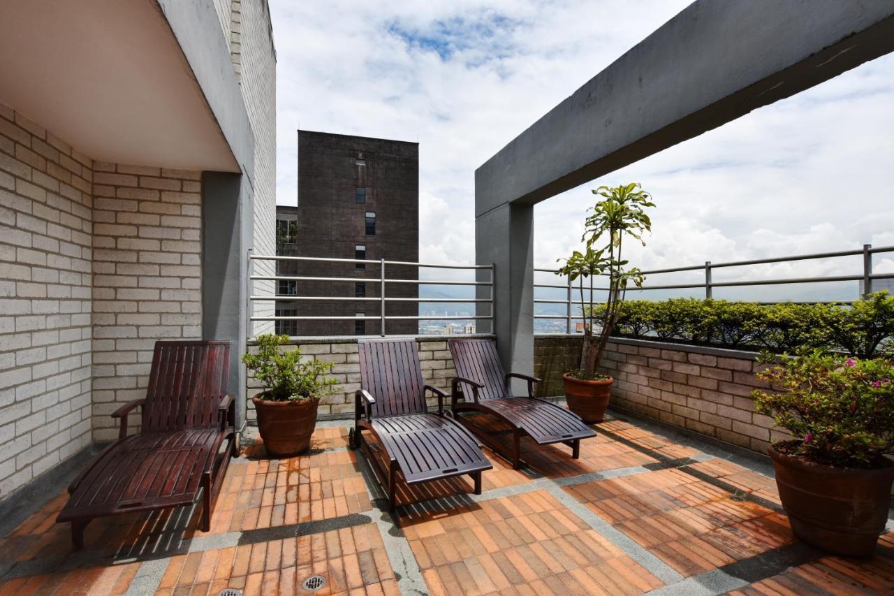 Cyan Suites Poblado By Mde Bnb Medellín Exteriér fotografie