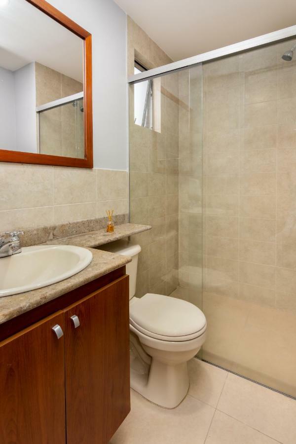 Cyan Suites Poblado By Mde Bnb Medellín Exteriér fotografie